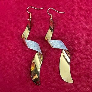 🆕 Spiral Gold Drop Earrings